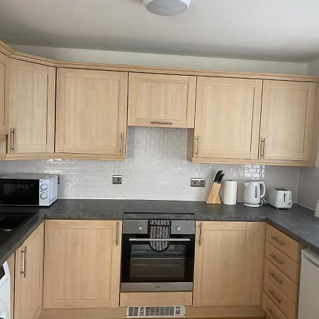 Marine Viewing 2 Bedrooms Flat Manchester Exterior foto