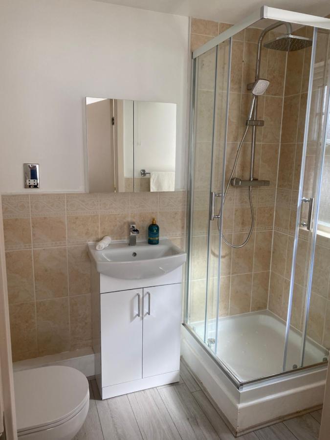 Marine Viewing 2 Bedrooms Flat Manchester Exterior foto